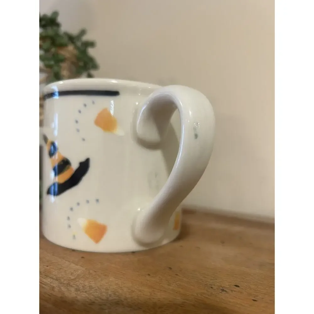 Pottery Barn HARTSTONE Pottery Hocus Pocus Mug cup Witch spider candy Halloween